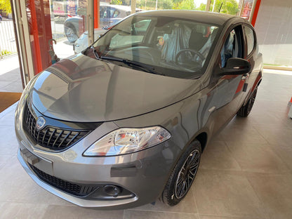 Lancia Ypsilon 1.2 69cv