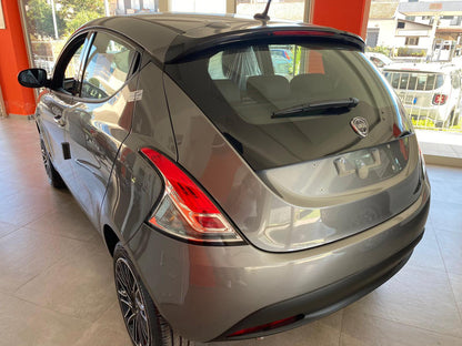 Lancia Ypsilon 1.2 69cv